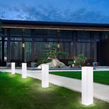 Светильник Колонна 30х180  питание от АКБ, RGB Светильник Колонна 30х180  питание от АКБ, RGB