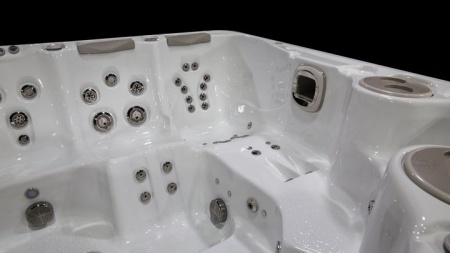 Гидромассажный спа бассейн Hydropool Self Cleaning 970 Titanium