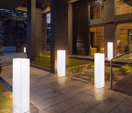 Светильник Колонна 30х190  питание от АКБ, RGB